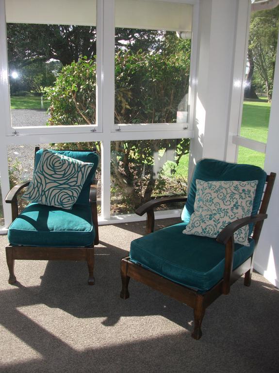 Lavalla Estate Guest House Tuakau Bagian luar foto